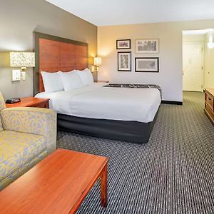 King Room Roll Shower Mobility Accessible or Non-Smoking